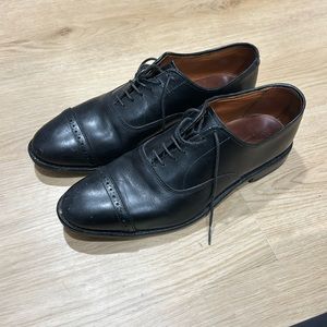 Allen Edmond fifth avenue oxfords